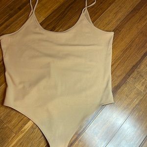 Express body suit size XL